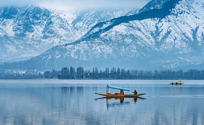 delhi-agra-jaipur-kashmir-tour